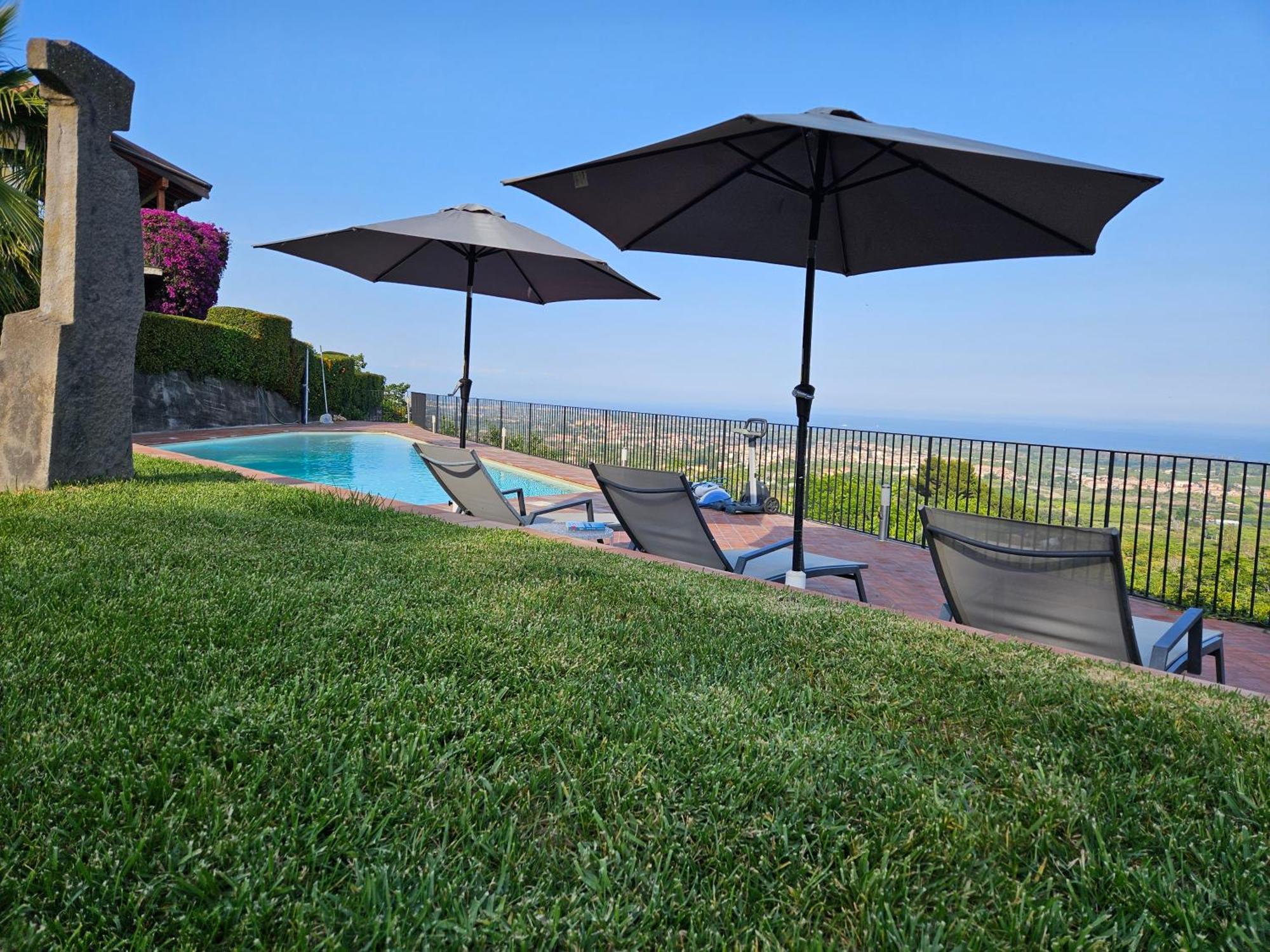 Open Land Holiday House Villa Fiumefreddo di Sicilia Buitenkant foto
