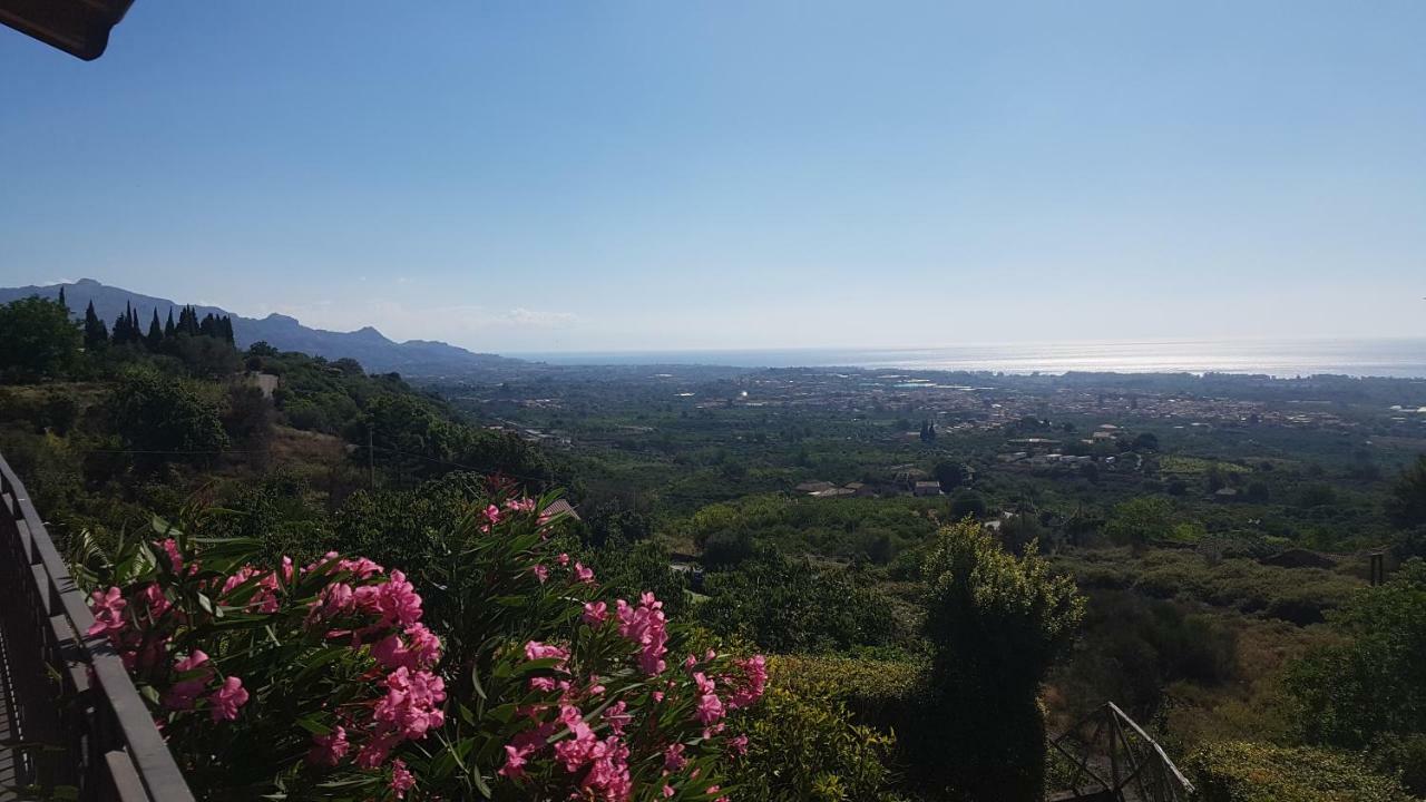Open Land Holiday House Villa Fiumefreddo di Sicilia Buitenkant foto